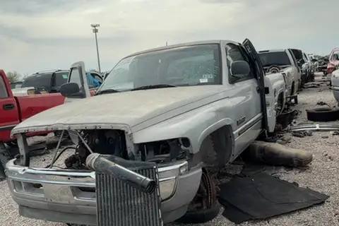 Photo of 1999 Dodge Ram Pickup