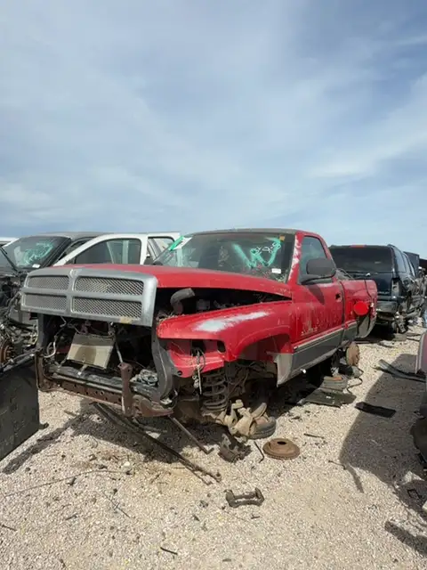 Photo of 2001 Dodge Ram Pickup