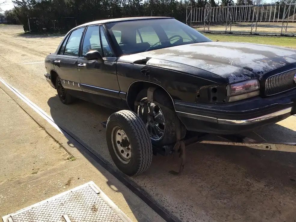Photo of 1995 Buick Lesabre