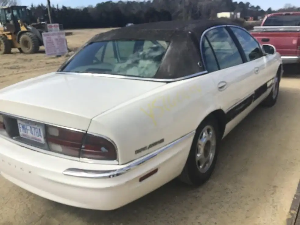 Photo of 2002 Buick Park Avenue