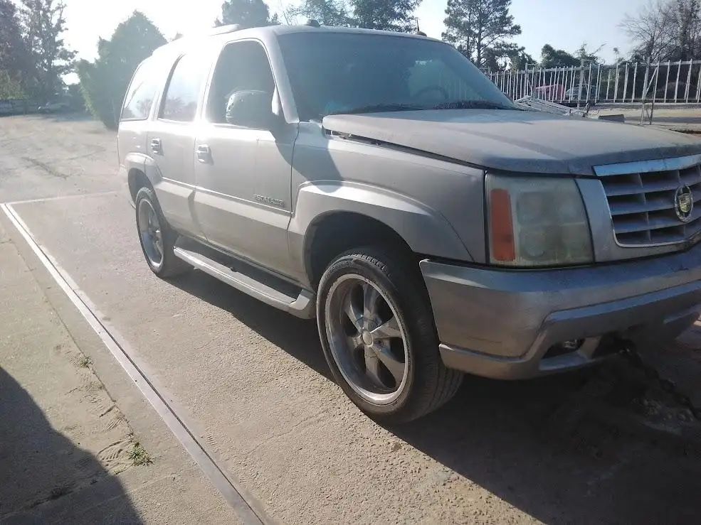 Photo of 2004 Cadillac Escalade
