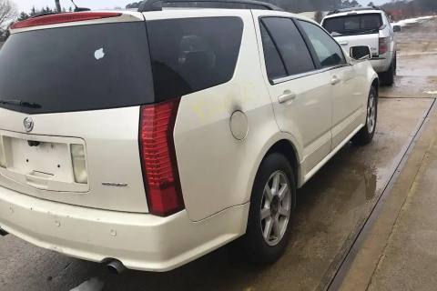 Photo of 2005 Cadillac Srx