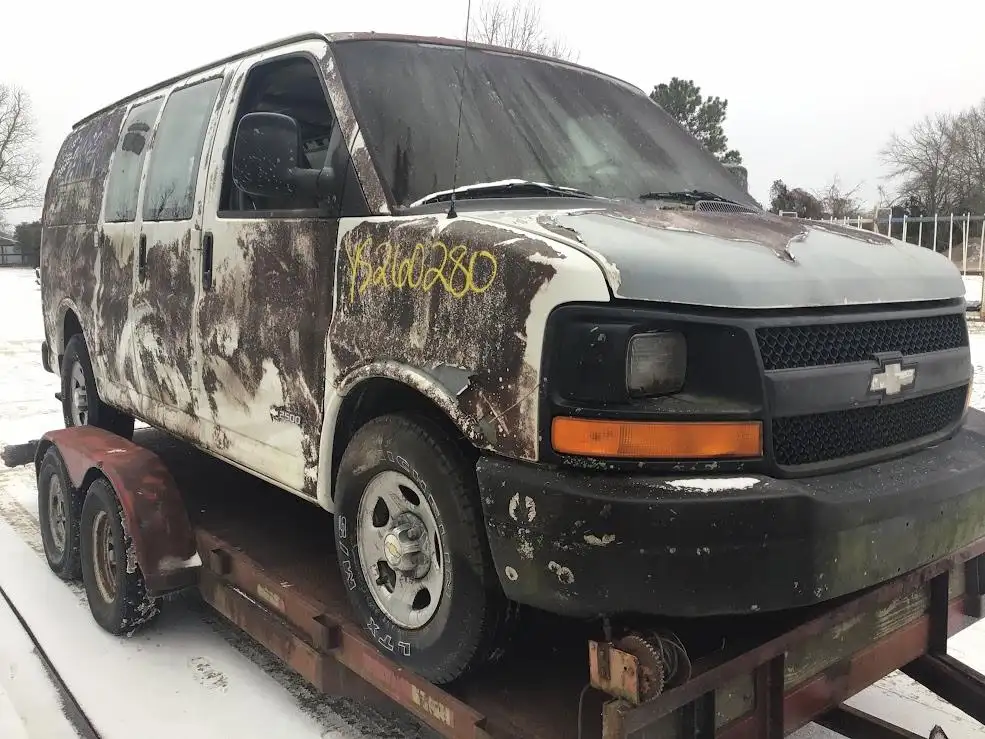 Photo of 2003 Chevrolet Express 2500 Van