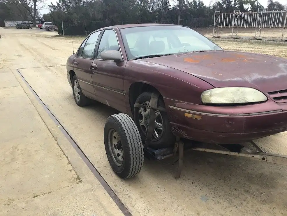 Photo of 2000 Chevrolet Lumina Car
