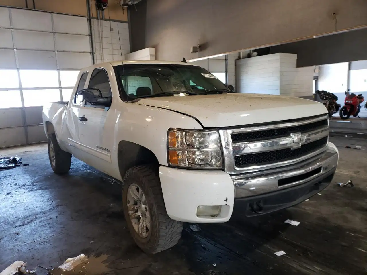 Photo of 2011 Chevrolet Silverado 1500 Pickup