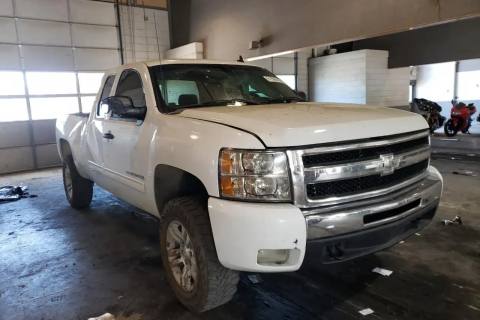 Photo of 2011 Chevrolet Silverado 1500 Pickup