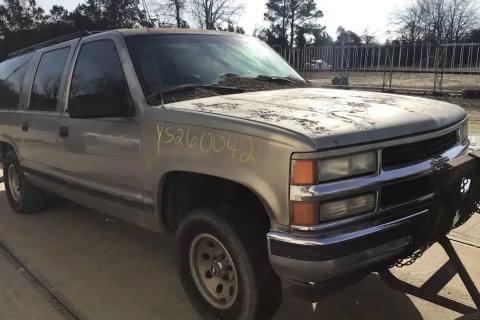 Photo of 1999 Chevrolet Suburban 1500