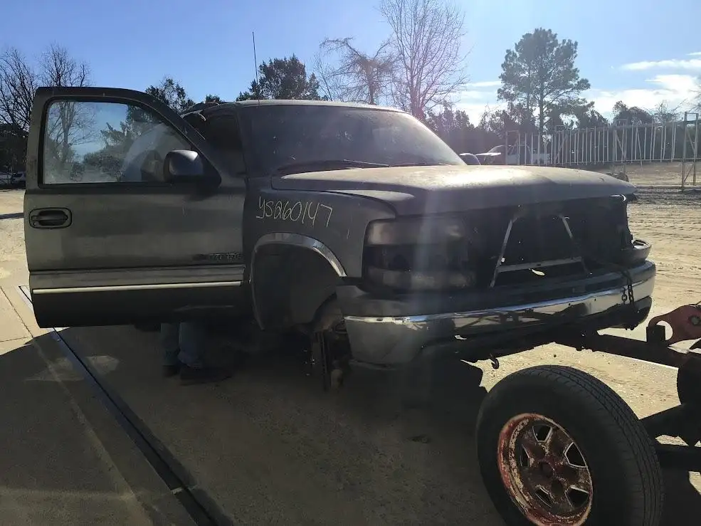 Photo of 2001 Chevrolet Tahoe