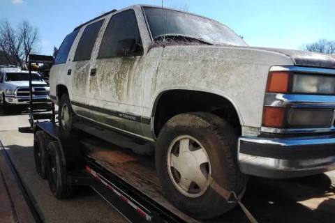 Photo of 1999 Chevrolet Tahoe