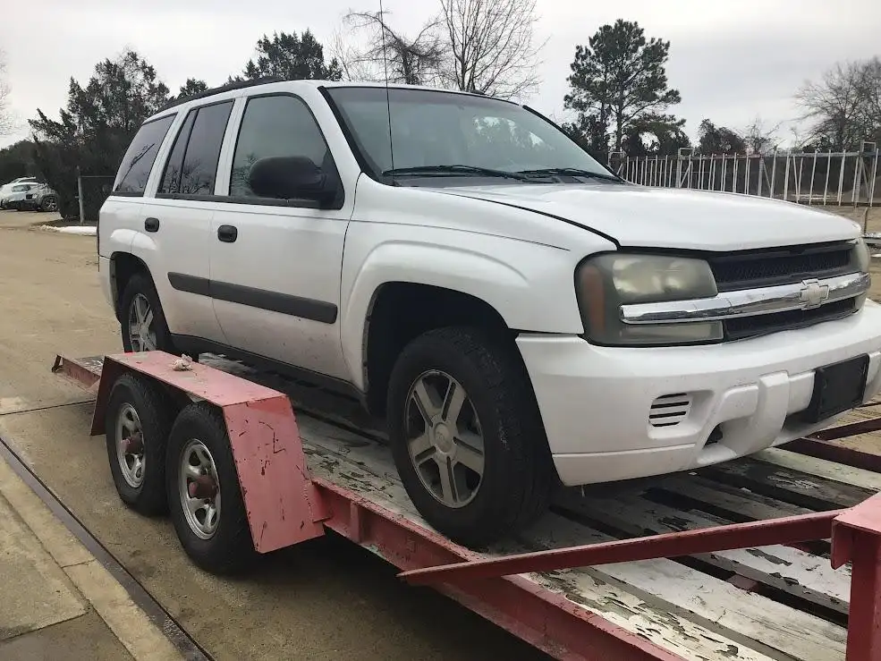Photo of 2005 Chevrolet Trailblazer