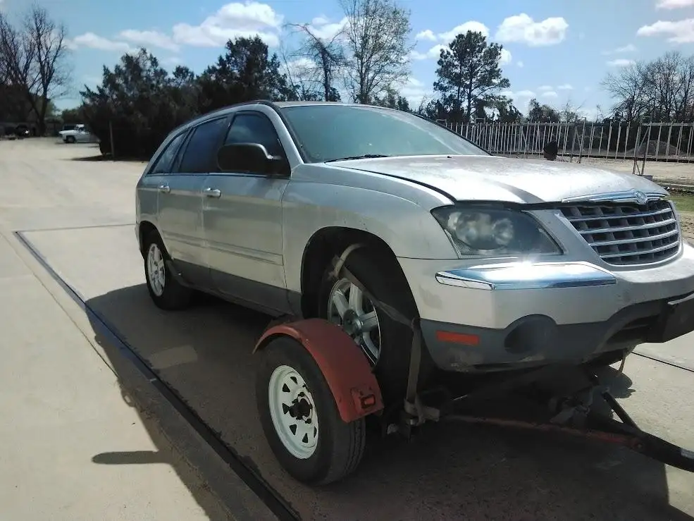 Photo of 2005 Chrysler Pacifica