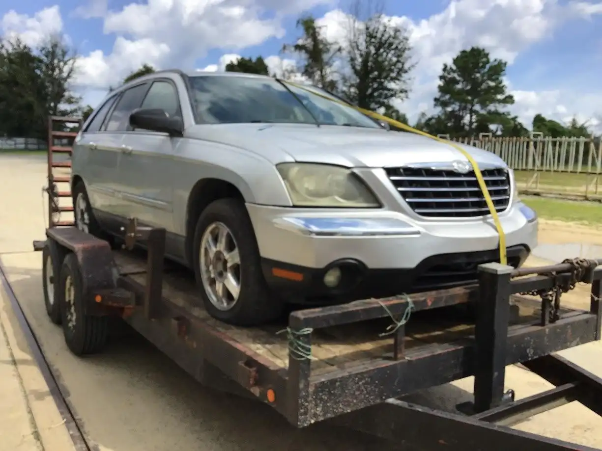 Photo of 2004 Chrysler Pacifica