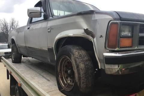 Photo of 1987 Dodge Dakota