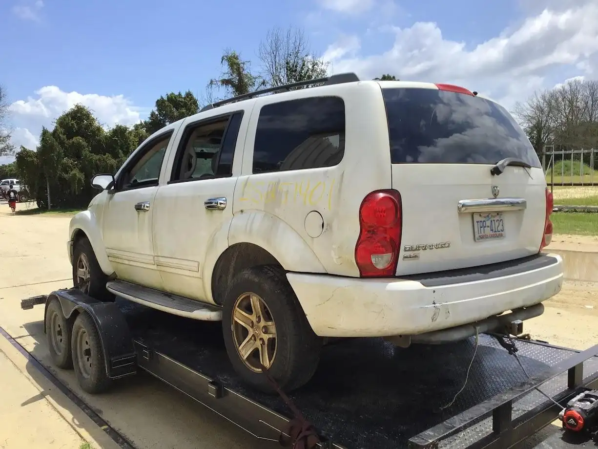 Photo of 2005 Dodge Durango