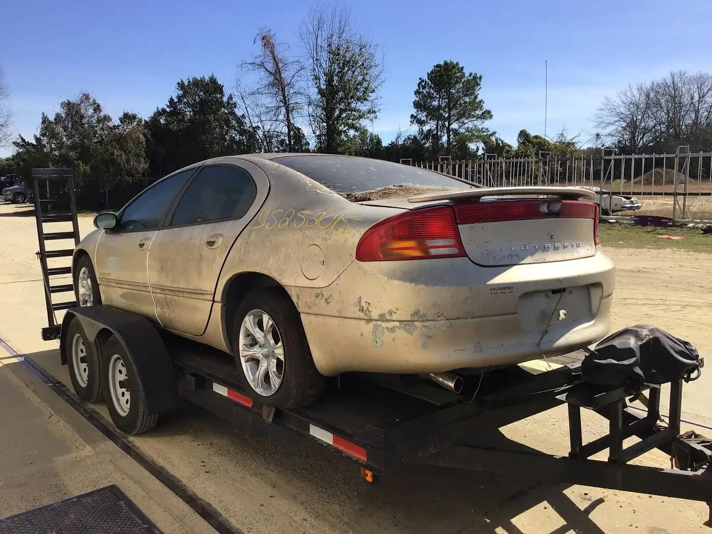 Photo of 2000 Dodge Intrepid
