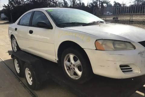 Photo of 2004 Dodge Stratus