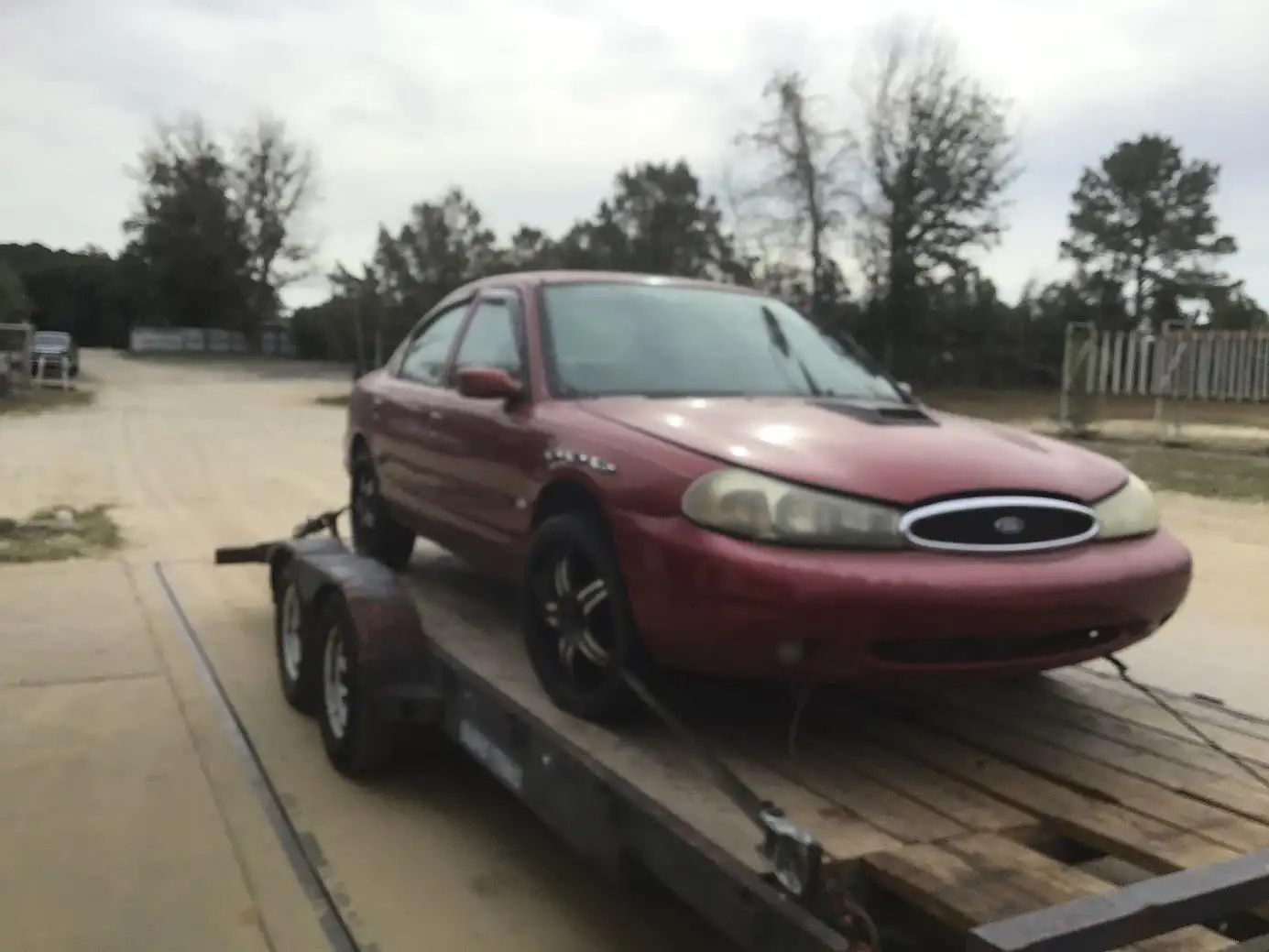 Photo of 1999 Ford Contour