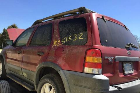 Photo of 2003 Ford Escape