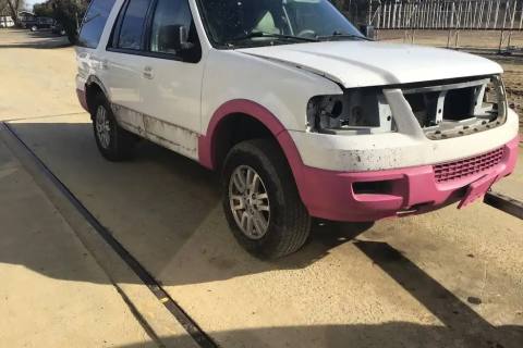 Photo of 2004 Ford Expedition
