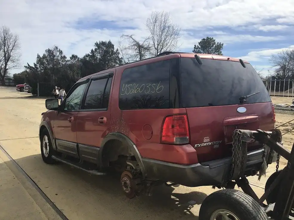 Photo of 2004 Ford Expedition