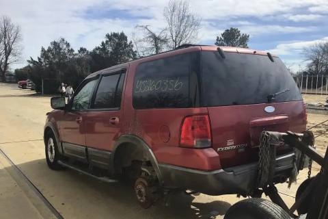 Photo of 2004 Ford Expedition