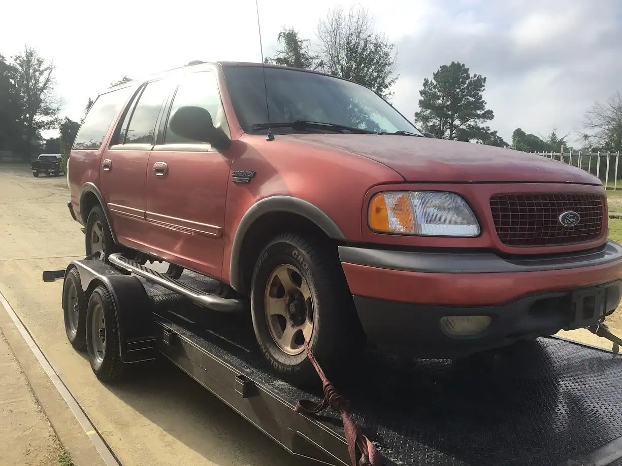 Photo of 1999 Ford Expedition