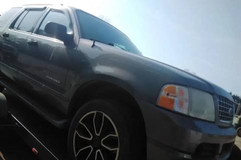 Photo of 2005 Ford Explorer