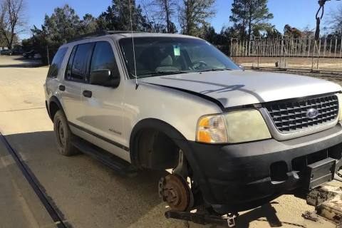 Photo of 2005 Ford Explorer