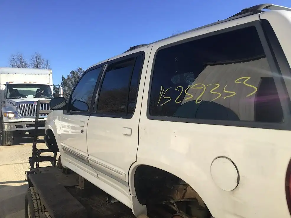 Photo of 1998 Ford Explorer