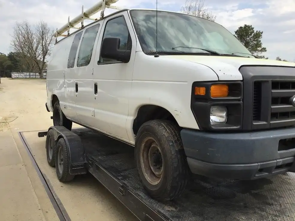 Photo of 2010 Ford Ford E150 Van