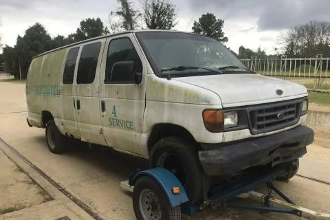 Photo of 2004 Ford Ford E350 Van