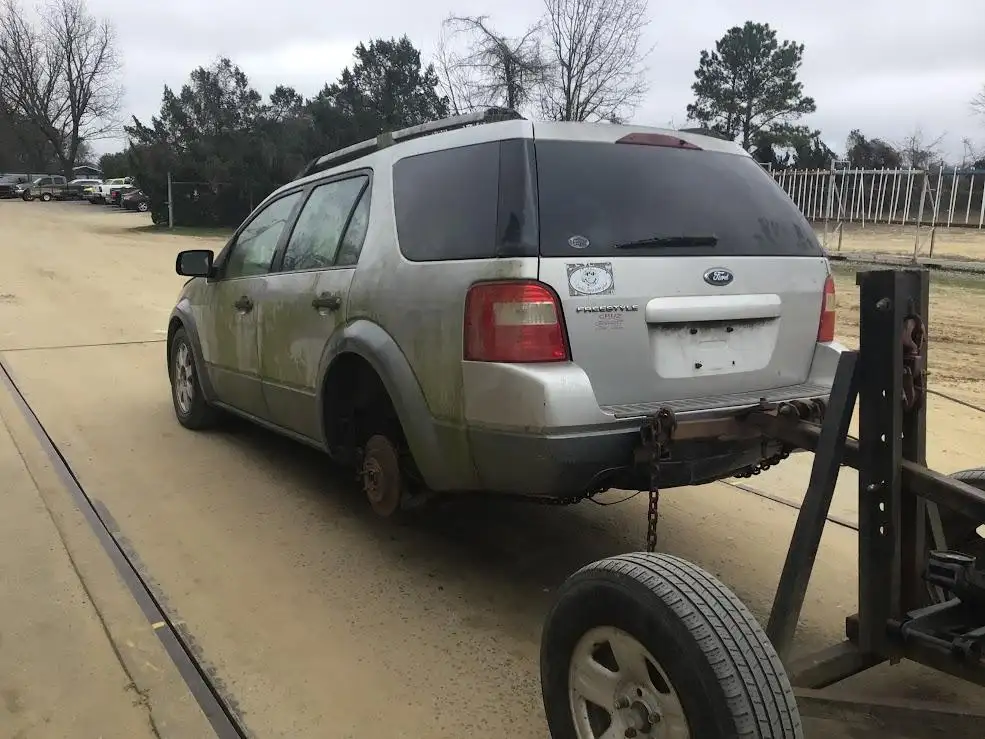 Photo of 2006 Ford Freestyle