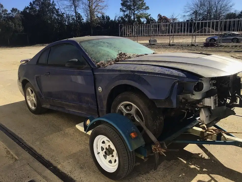 Photo of 2004 Ford Mustang