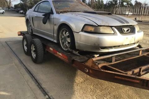 Photo of 1999 Ford Mustang