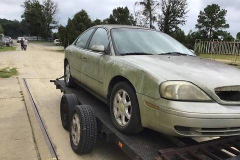 Photo of 2003 Ford Sable