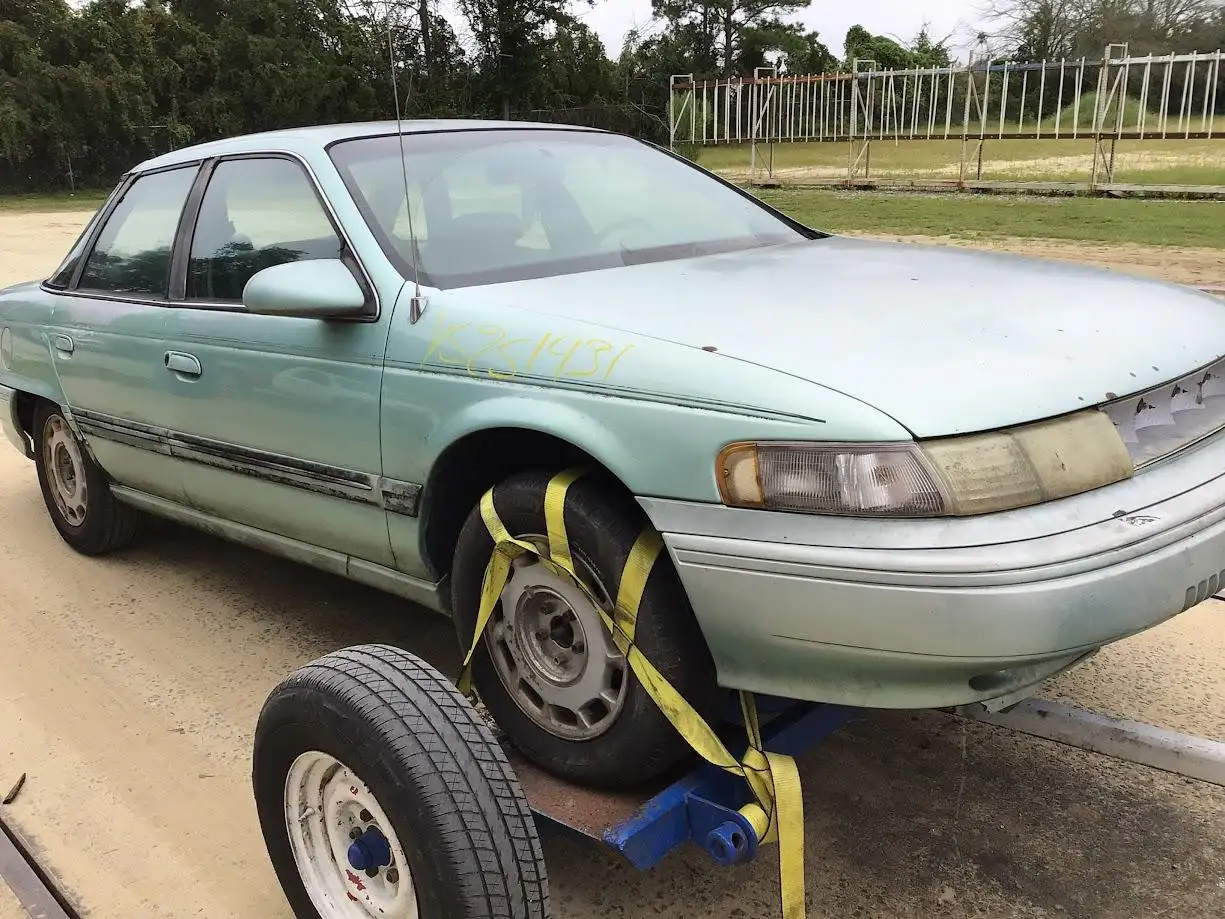 Photo of 1994 Ford Sable