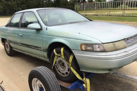 Photo of 1994 Ford Sable