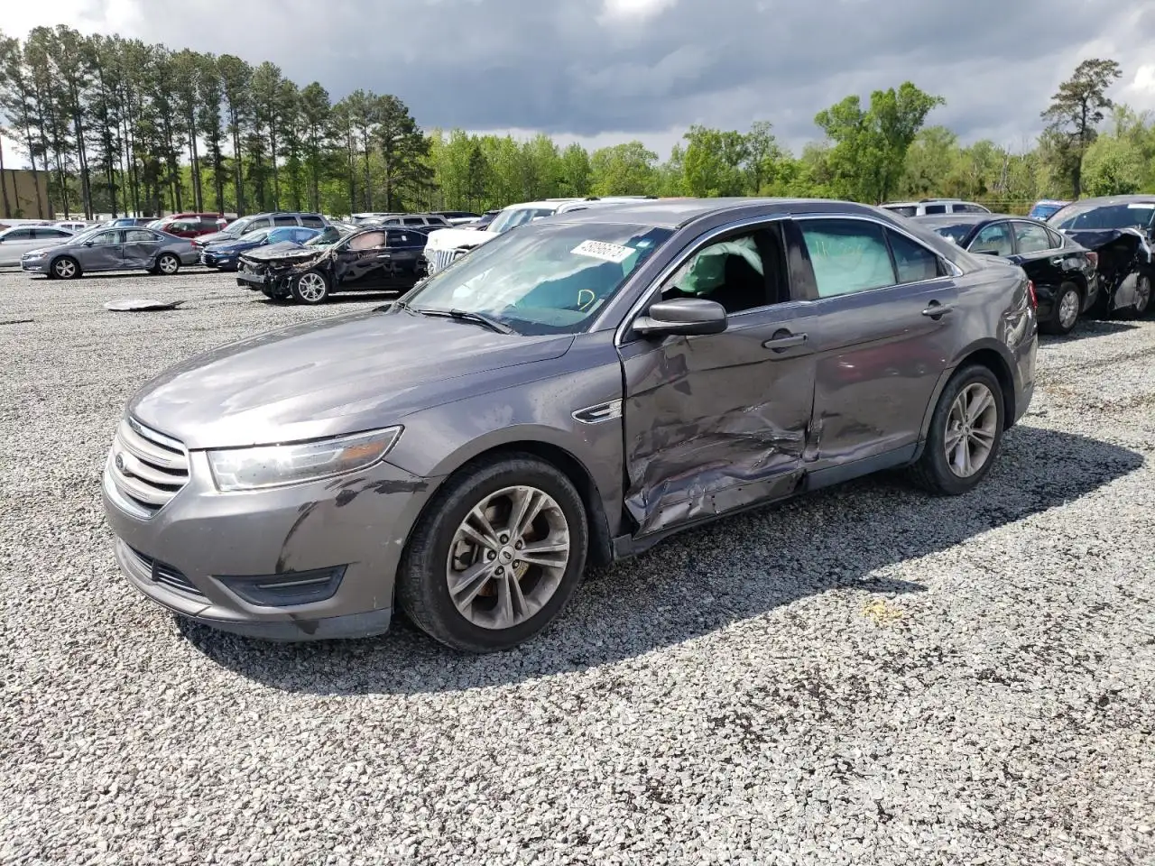 Photo of 2014 Ford Taurus