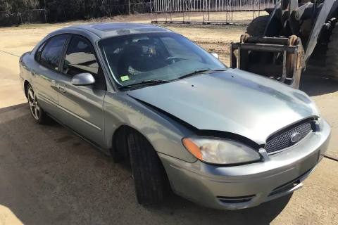 Photo of 2006 Ford Taurus