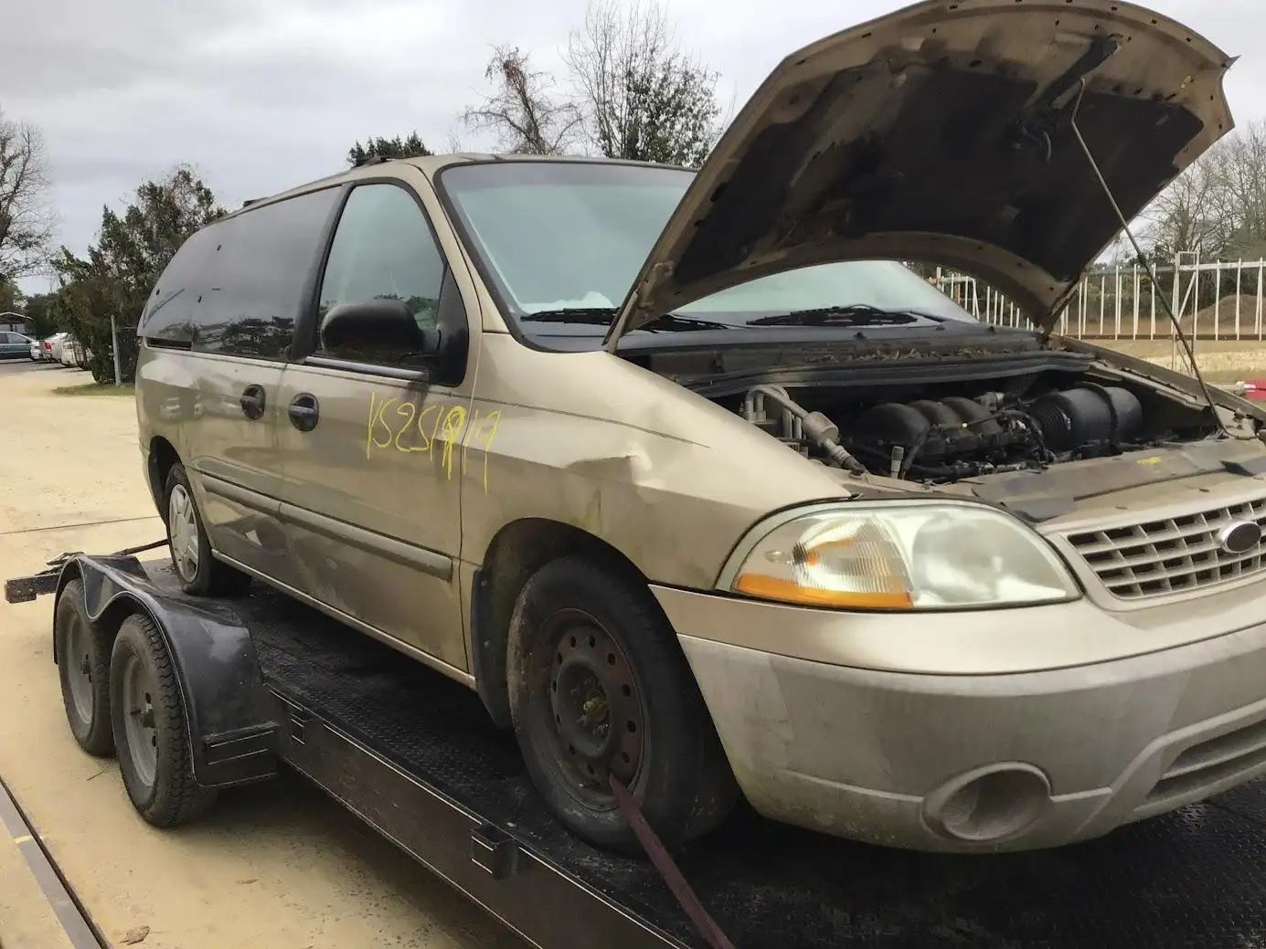 Photo of 2001 Ford Windstar