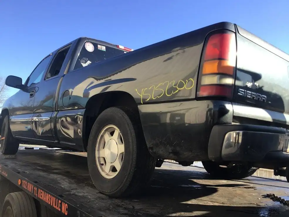 Photo of 2004 Gmc Sierra 1500 Pickup
