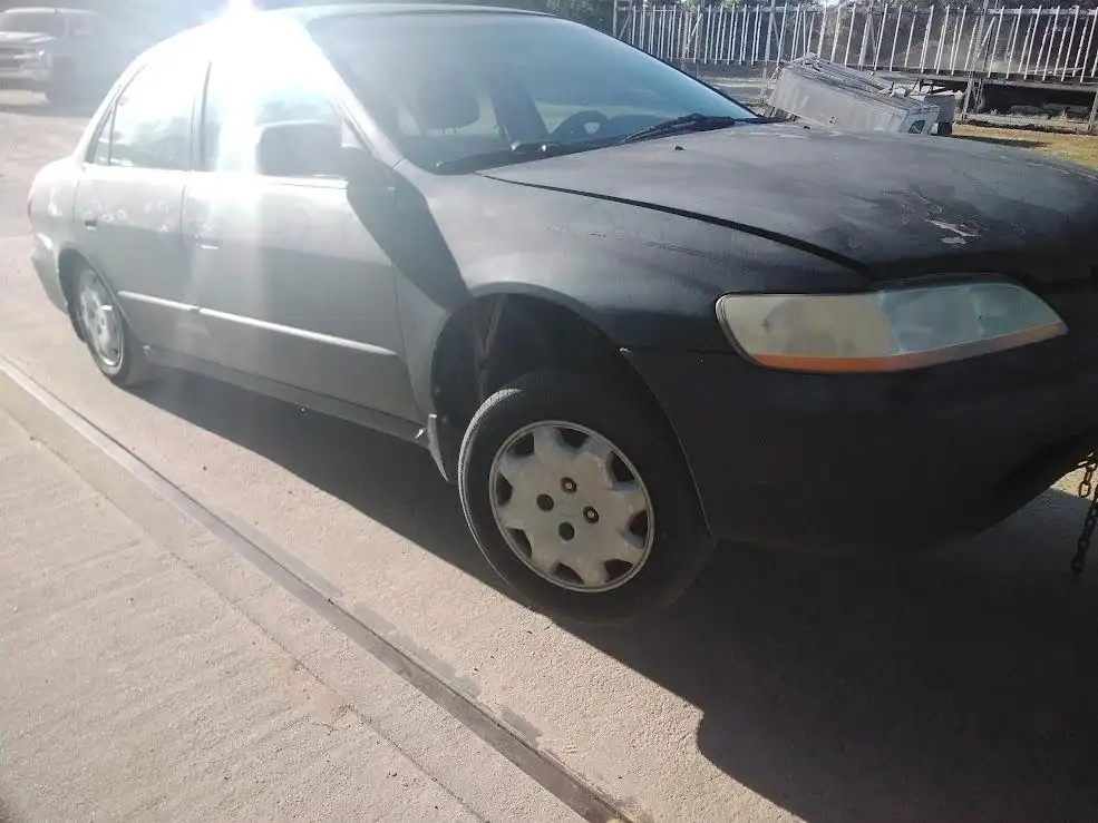 Photo of 1998 Honda Accord