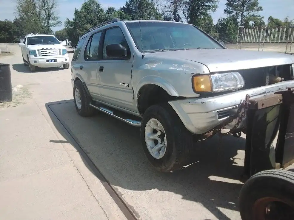 Photo of 1999 Honda Passport
