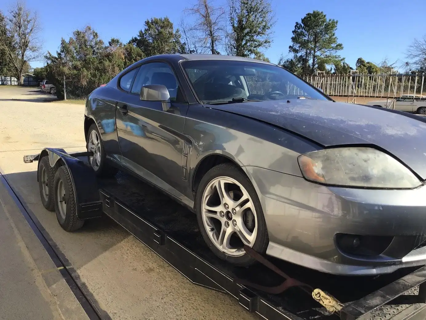 Photo of 2006 Hyundai Tiburon