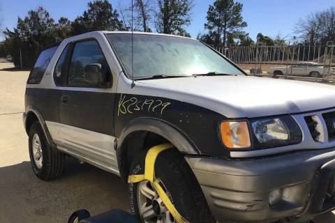 Photo of 2002 Isuzu Isuzu Rodeo