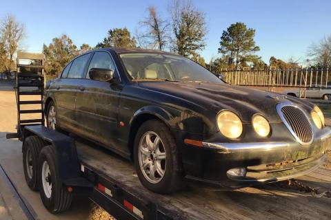 Photo of 2000 Jaguar S Type