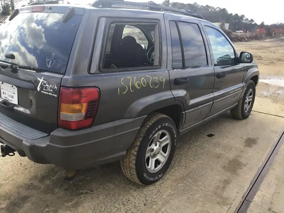 Photo of 2002 Jeep Grand Cherokee