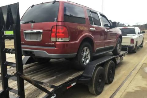 Photo of 2005 Lincoln Aviator