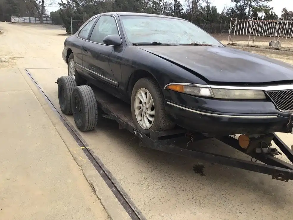 Photo of 1996 Lincoln Lincoln Mark Series