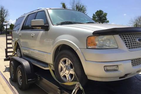 Photo of 2005 Lincoln Navigator